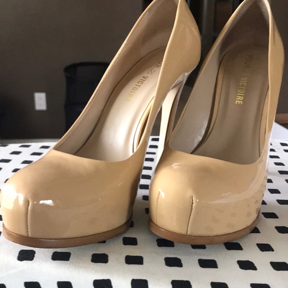 Camel colored platform pumps Clearance